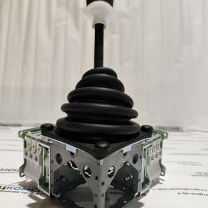 Купить Крановый джойстик QT7B-222-3-3 в Челябинске